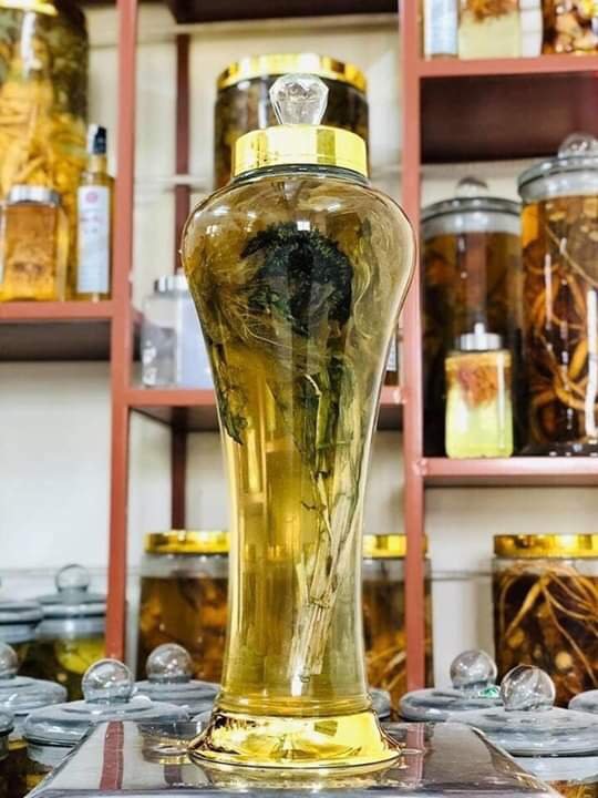 Thiên Sơn Tuyết Liên Hoa