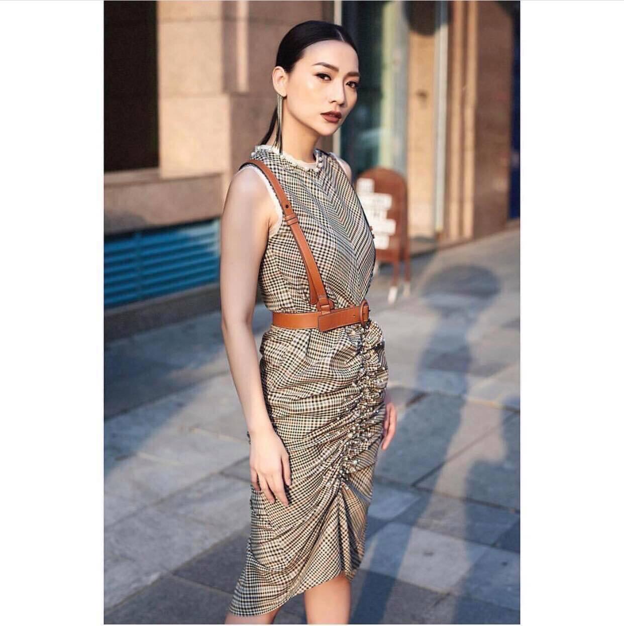 Đầm kẻ sọc kết ngọc - D268