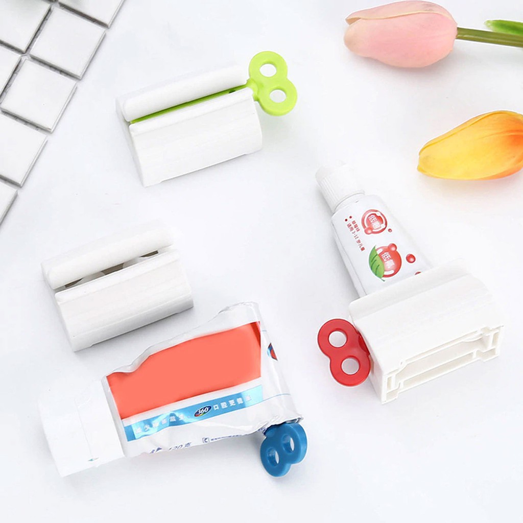 [HÀ NỘI] Dụng cụ nặn kem đánh răng thông minh