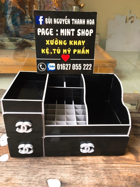 Kệ mỹ phẩm 35cm max đen full ô son dưới