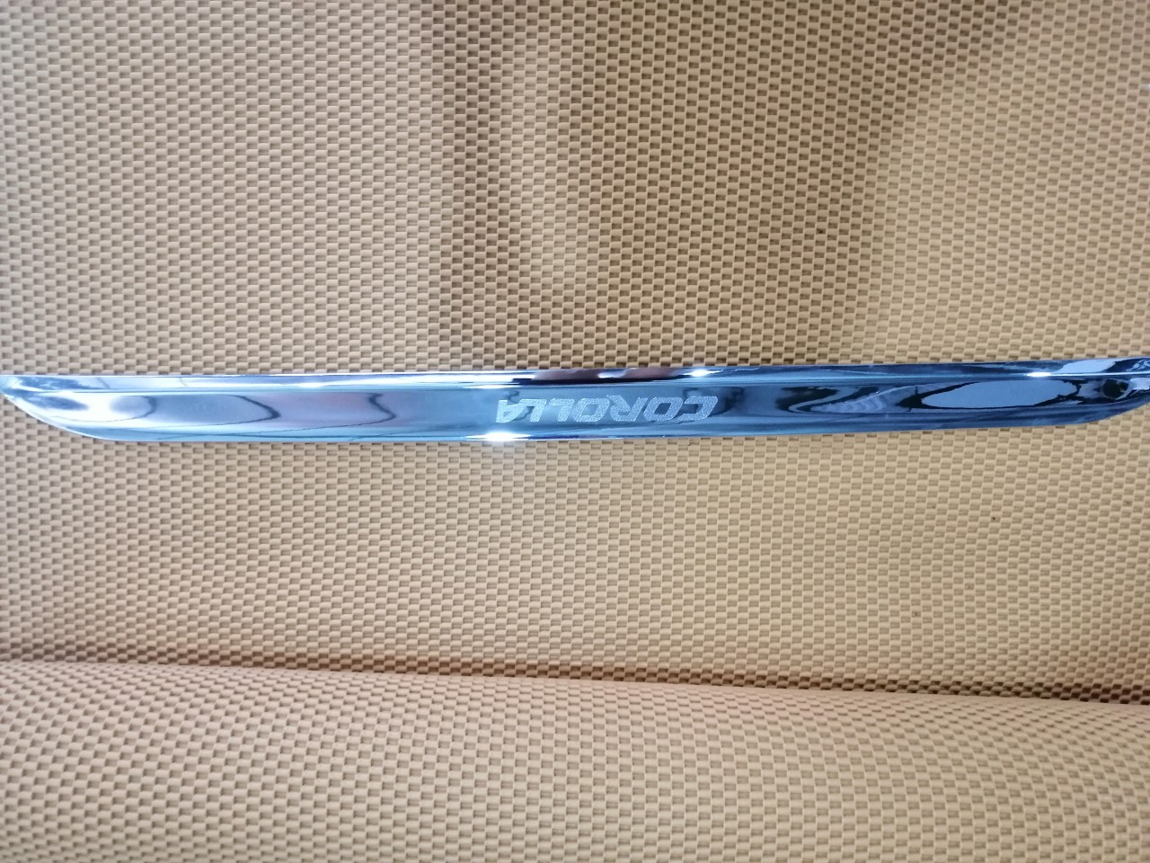 Ốp cản sau Toyota Altis 2015 - 2016