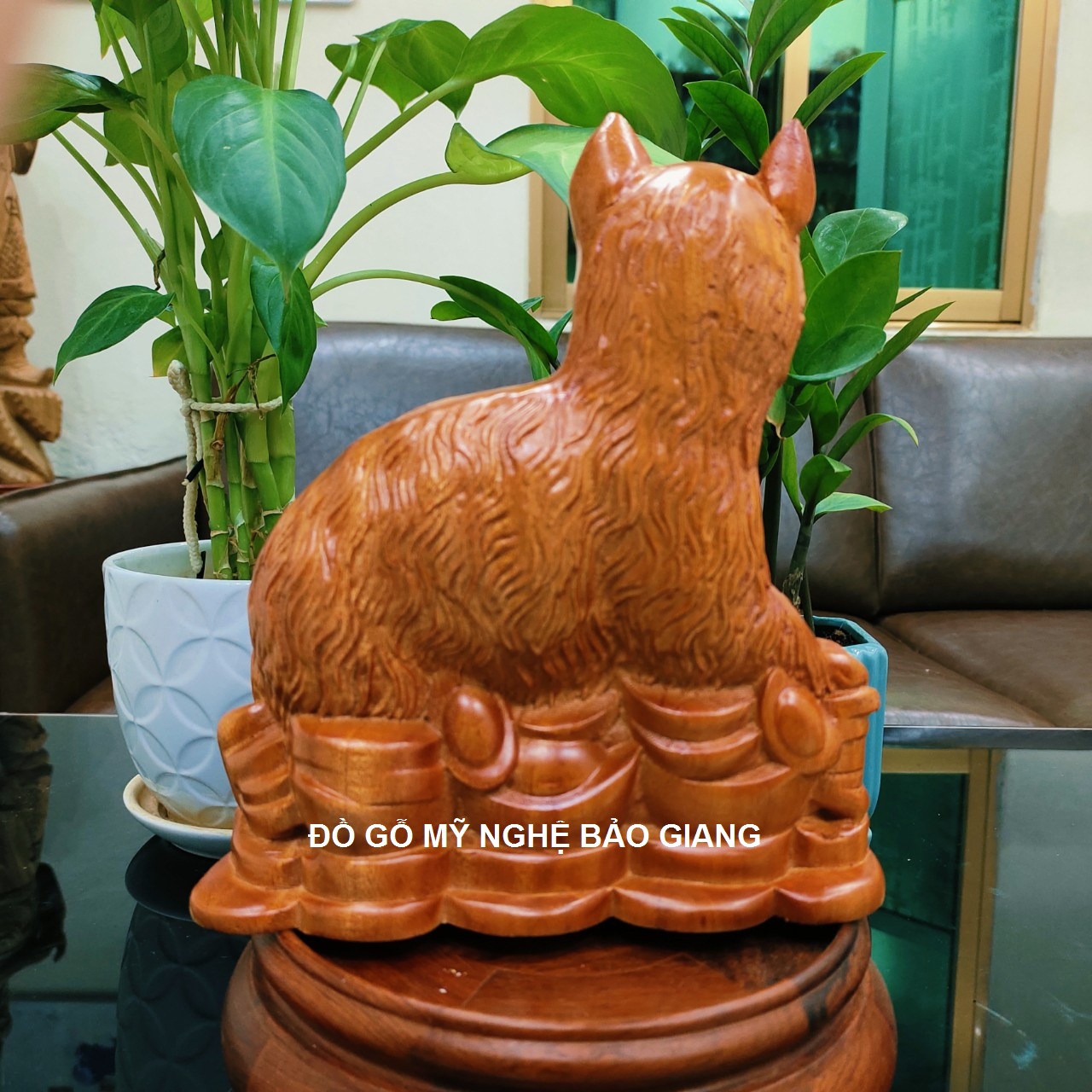 Tượng con mèo bằng gỗ hương (cao 22 ngang 20 sâu 10 cm)