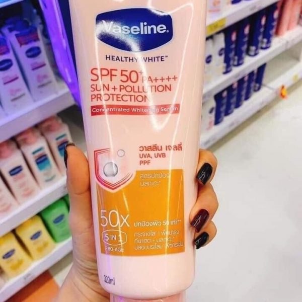 Dưỡng Thể Vaseline 50X Thái Lan