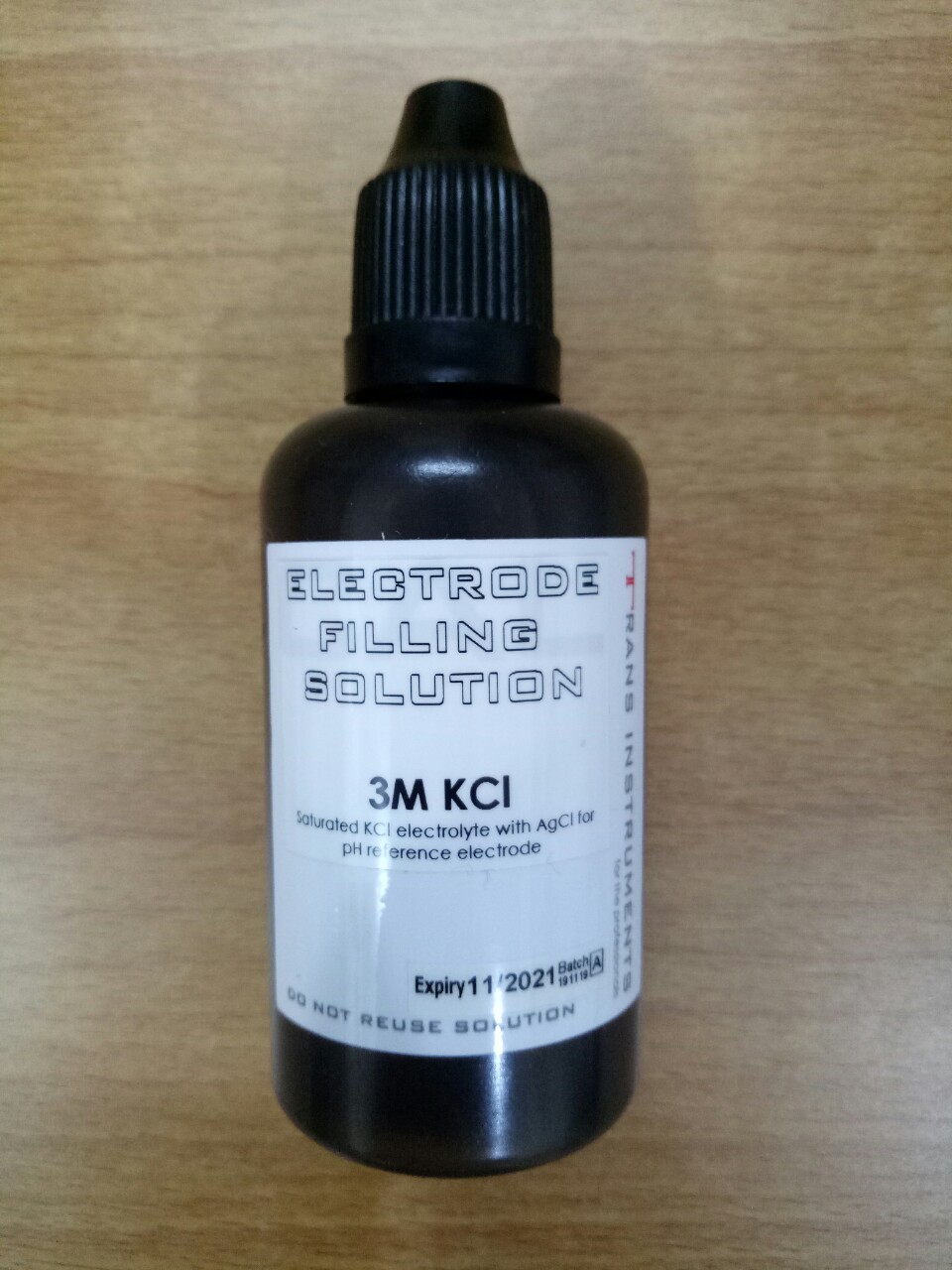Dung dịch châm điện cực pH 3M KCl 50ml Trans Instruments