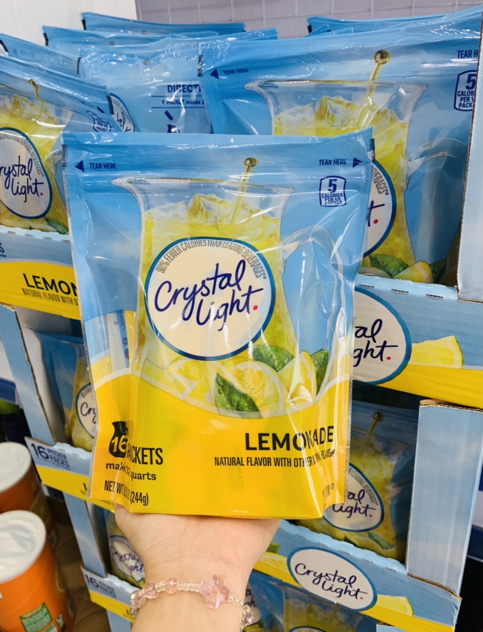 [Date 8.2022] BỘT PHA NƯỚC CHANH CRYSTAL LIGHT LEMONADE 244G 16 TÚI MỸ