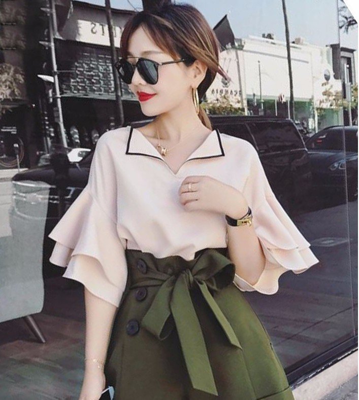 ÁO CỔ BẺ PHỐI VIỀN TAY LOE CÔNG SỞ (KÈM QUÀ TẶNG)