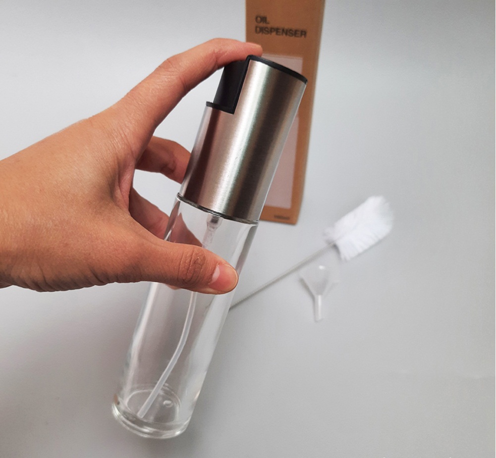 Bình xịt dầu Lock&Lock 100ml kèm phểu và cọ rửa CKO109