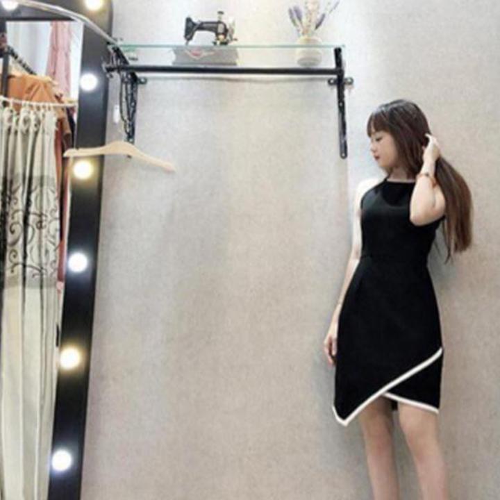 Đầm Ôm Cổ Yếm