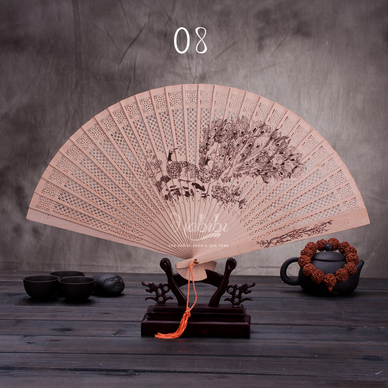 Quạt xếp cổ trang nan gỗ thơm khắc hoa văn, phụ kiện chụp ảnh áo dài, cổ phục