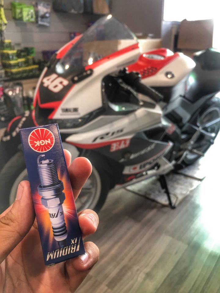 [Motoworld Phân Phối] NGK Bugi CPR9EAIX-9 Iridium IX