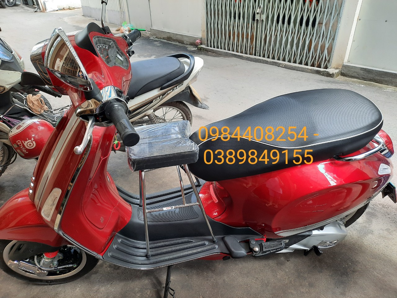 Ghế Ngồi Xe Máy Cho Bé Xe Vespa LX - GTS - Sprint - Primavera Không Tựa