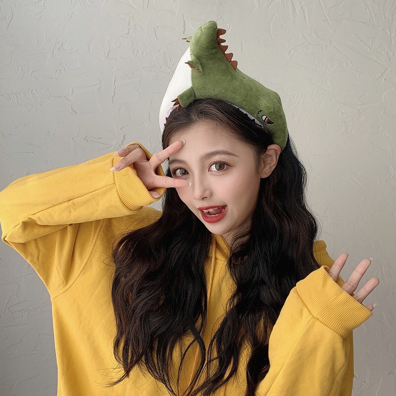 Bờm Cá Mập Khủng Long Ngoạm Đầu Cute Dễ Thương