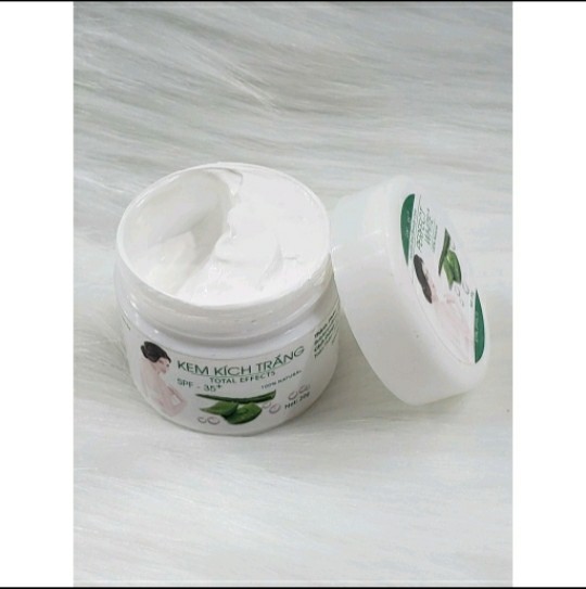 [HCM]Kem kích trắng body Perfect White Total Effects
