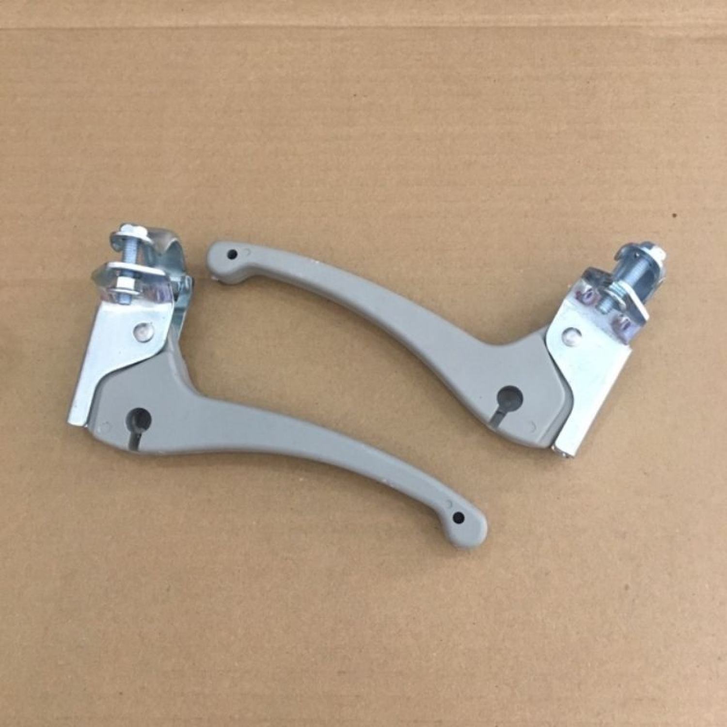 Tay thắng [Phanh] nhựa xe đạp Marin , Asama , Mini ( 1 Cặp )