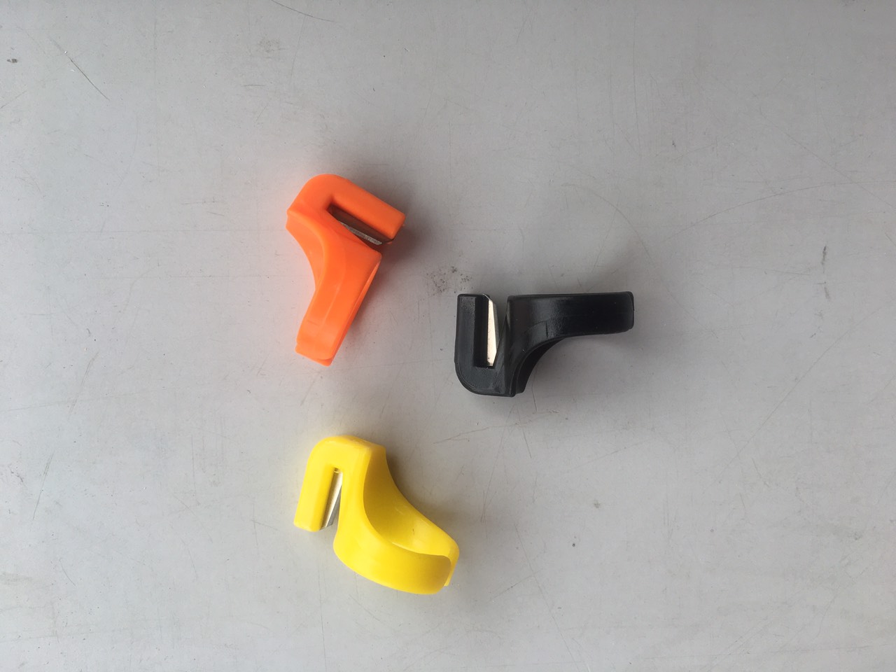 combo 3 nhẫn cắt chỉ tiện lợi