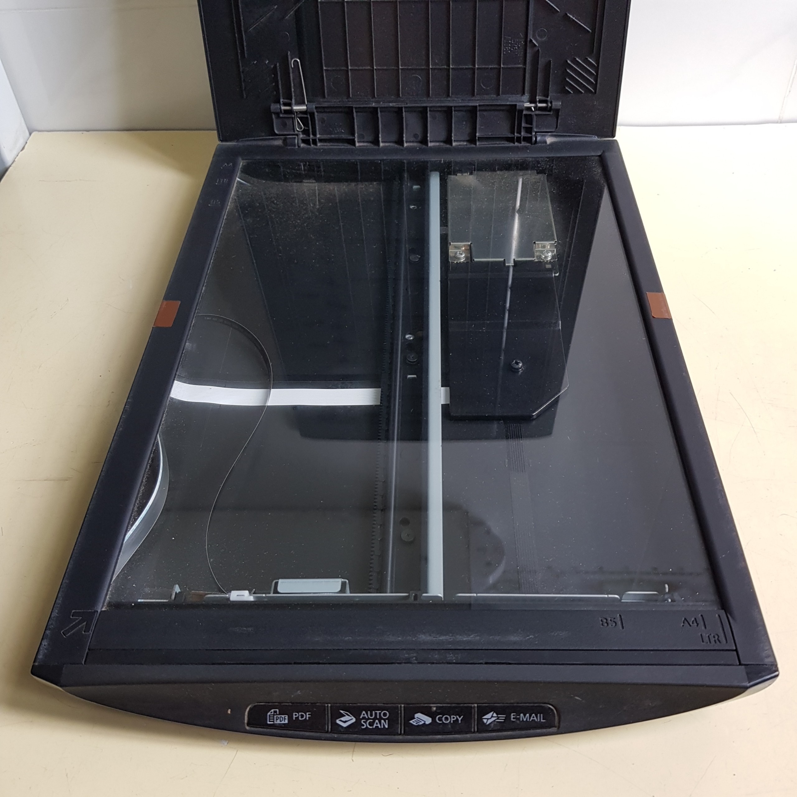 Máy Scan: Canon LiDE 110