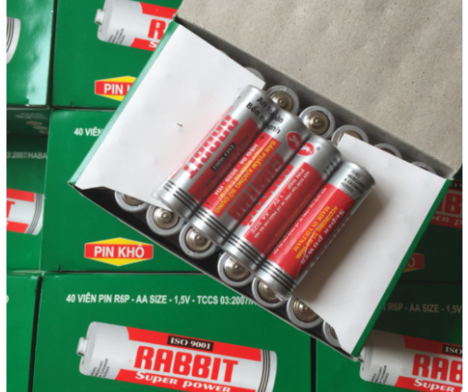 1 vỉ 4 pin tiểu con thỏ 1,5V loại pin AA
