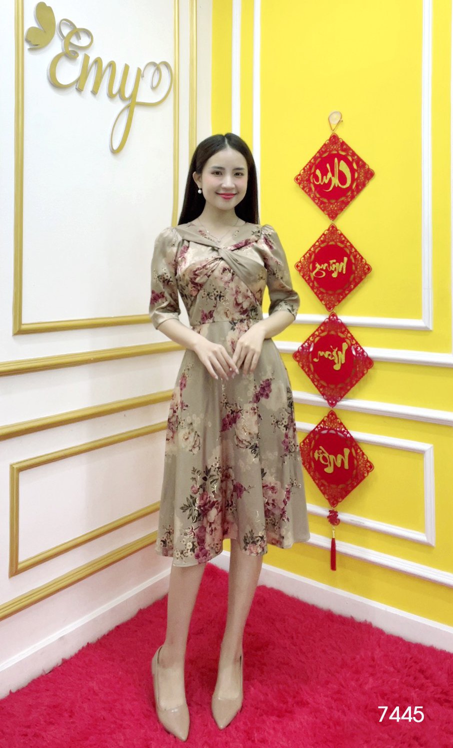 Đầm emy em7445 xoè lụa vân pháp lvp xoắn ngực