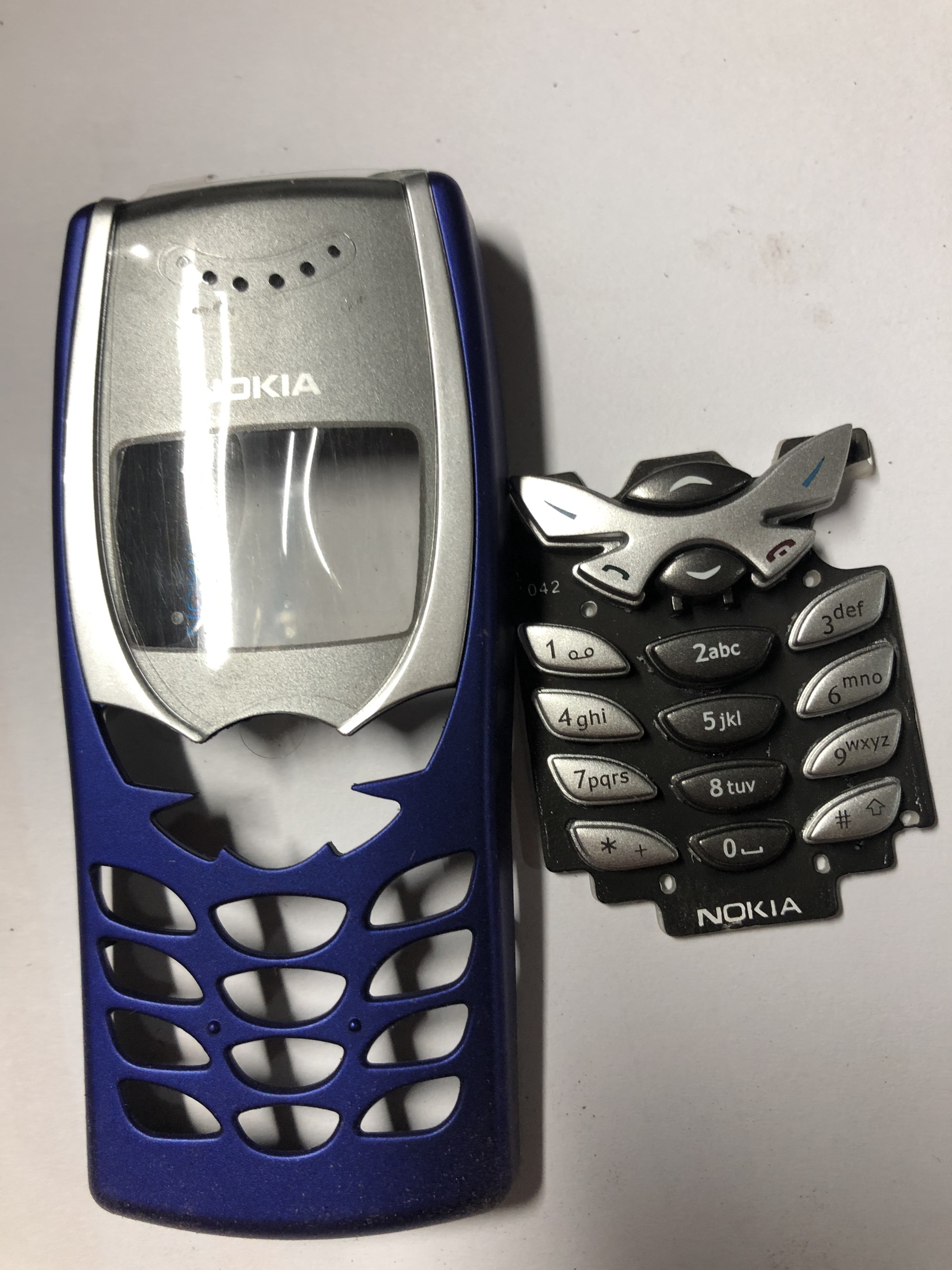 phím điện thoại nokia 8250