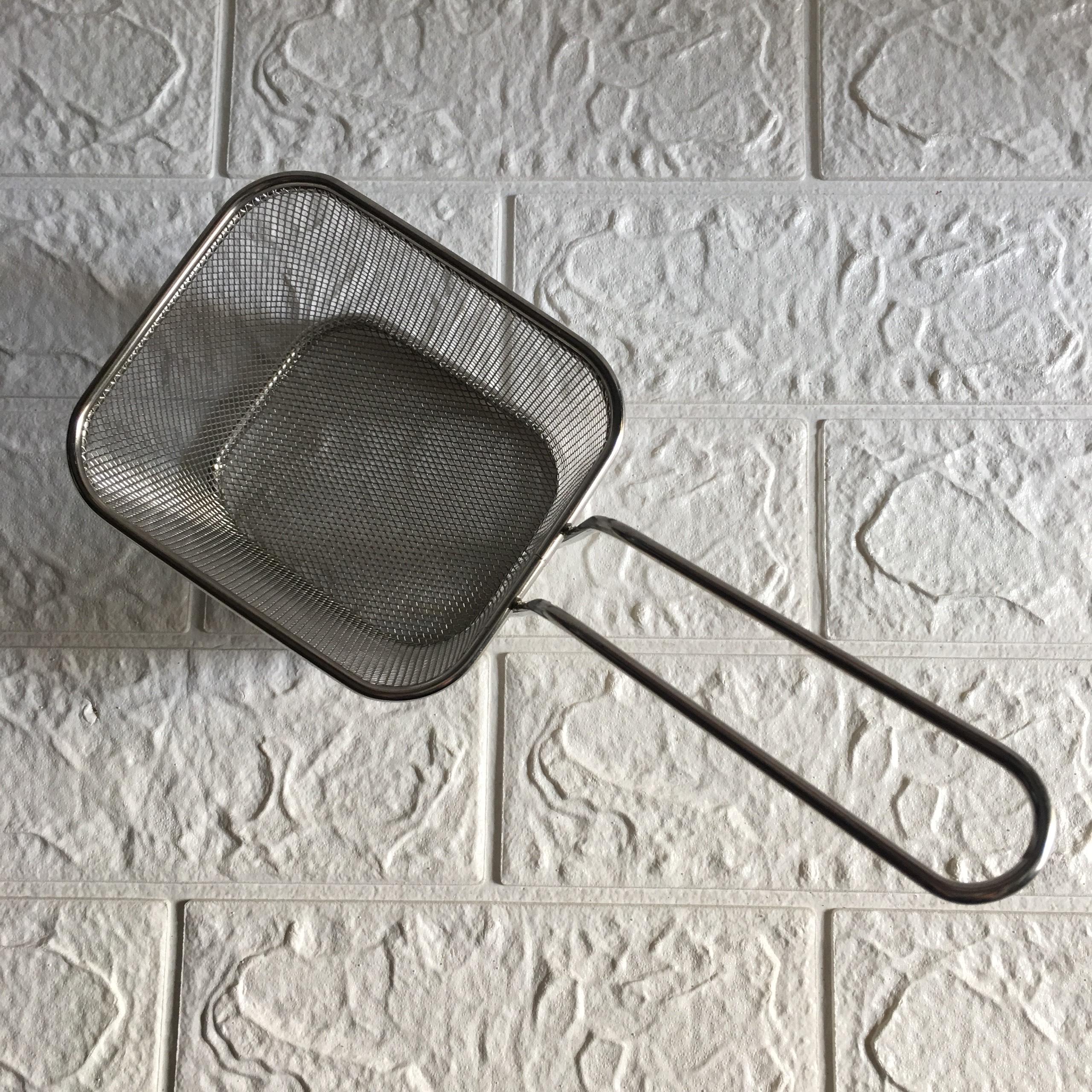 Rổ lưới Inox vuông tròn dùng cho nhà bếp.