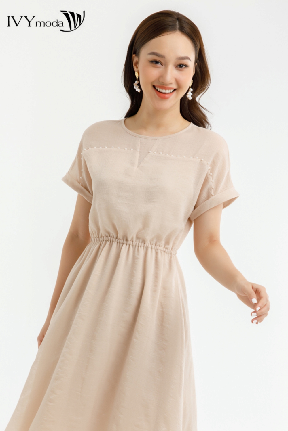 Đầm lụa 2 lớp đính hạt IVY moda MS 48M7558