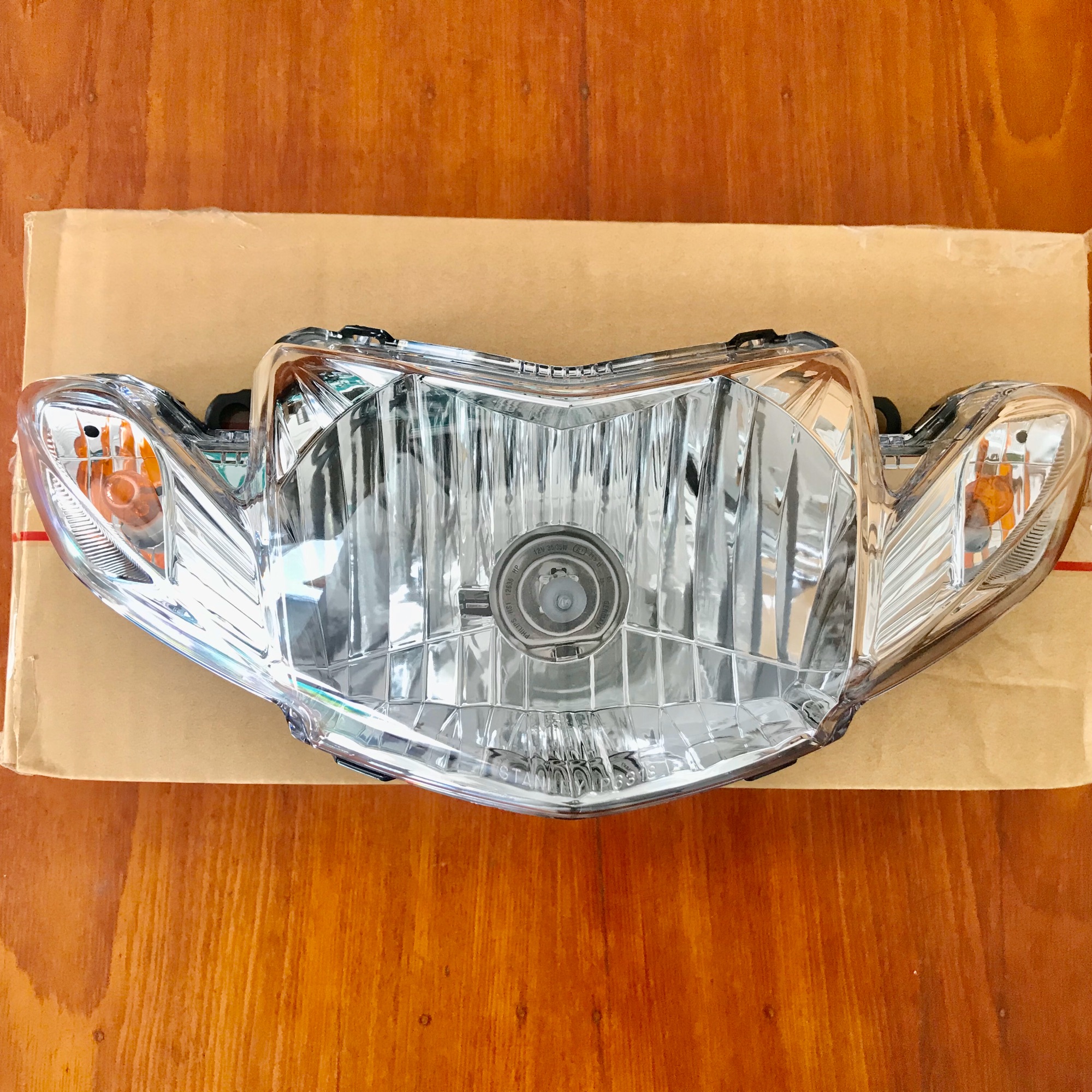 Headlights - Genuine Yamaha Sirius Headlights