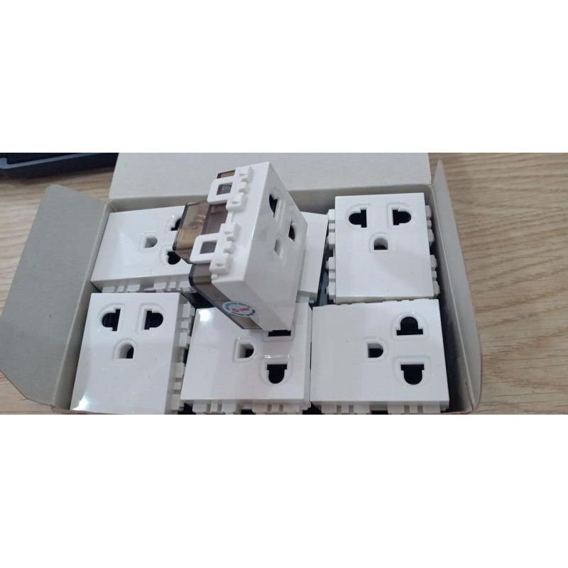 Ổ Cắm Đơn, Đôi Chấu S18Cc Sino