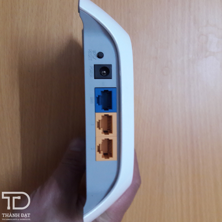 Bộ phát sóng wifi 720N (kèm dây mạng)