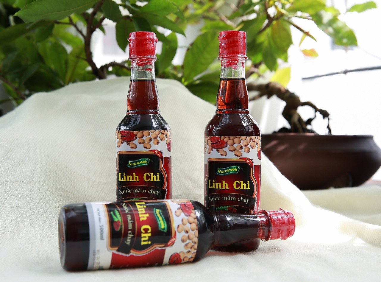 [HCM]NƯỚC MẮM CHAY LINH CHI NUTRICOOK 500ML