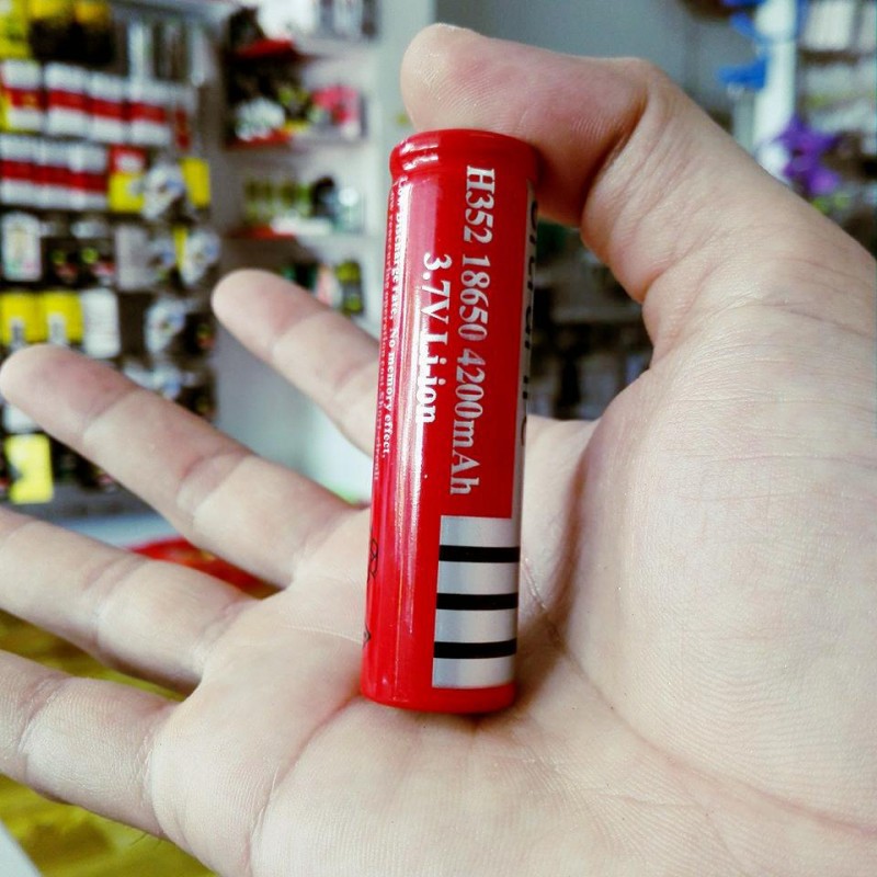 [HCM]Pin Hàng Xịn Cho Quạt 3 Tốc Độ