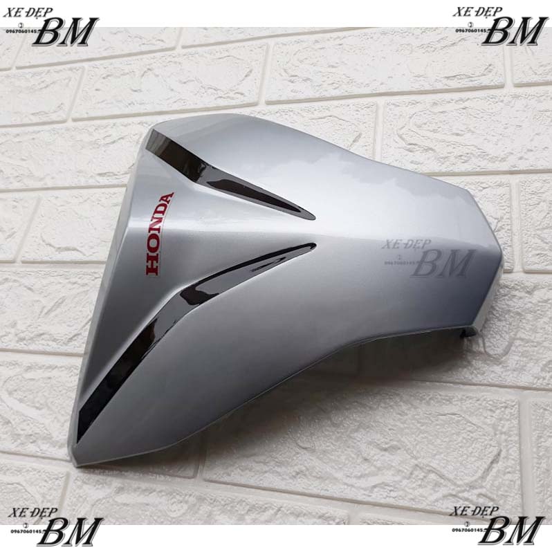 Mặt nạ wave A 110 màu bạc sơn tem