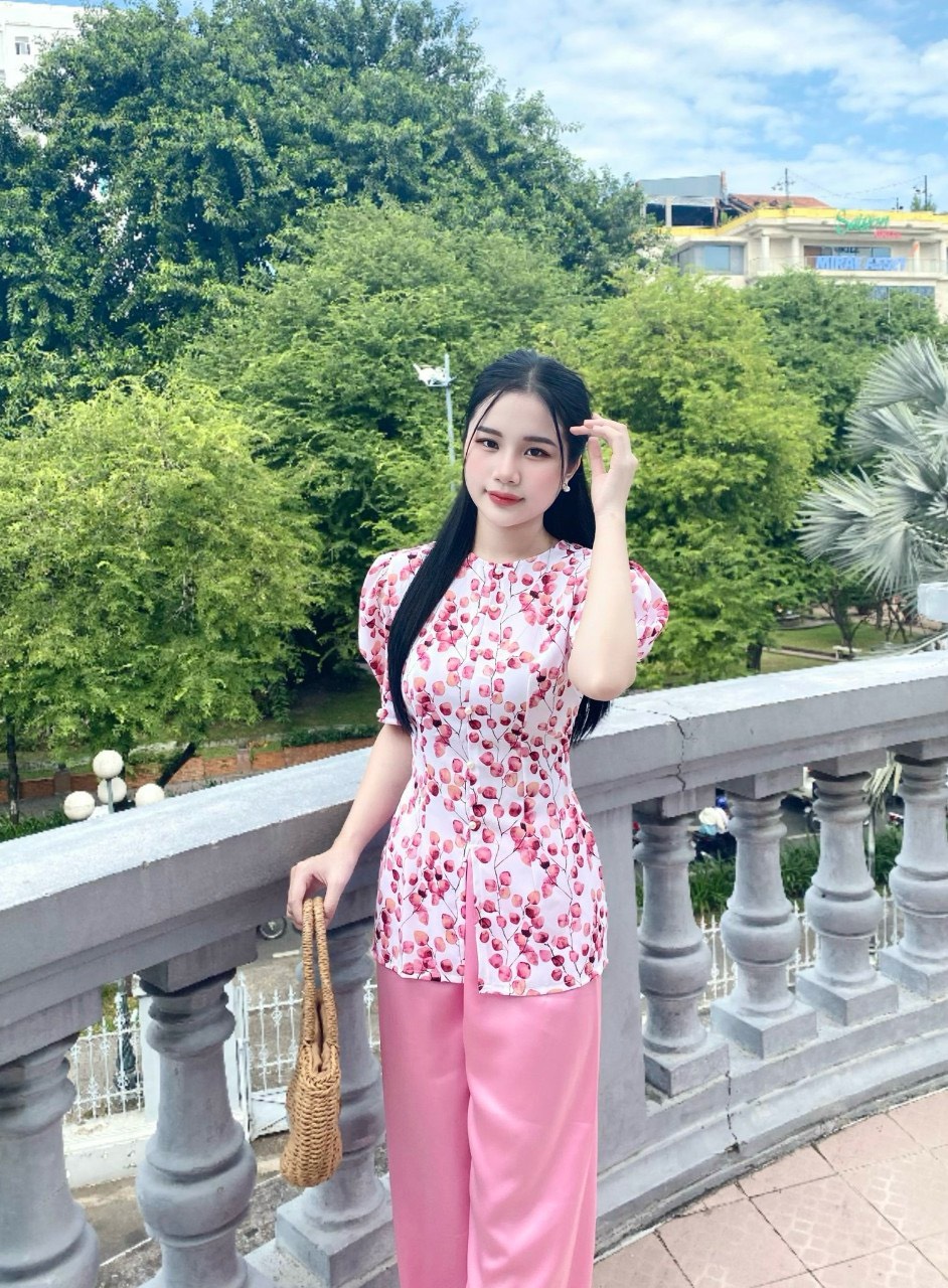 BỘ BÀ BA LỤA GẤM TAY PHỒNG