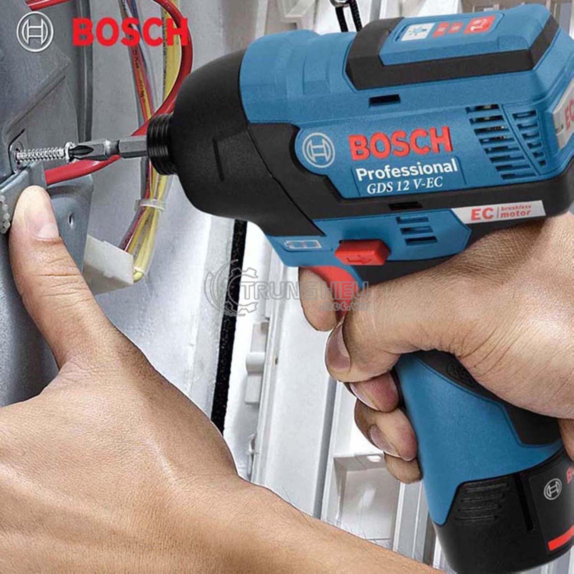 Máy vặn ốc dùng pin Bosch GDS 12V-EC không chổi than