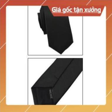 Cà Vạt Lụa Nam Bản Nhỏ Màu Đen