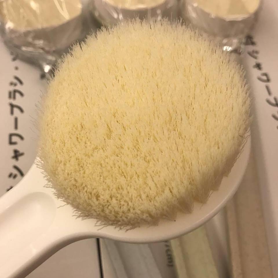 Cây Cọ Lưng Bàn Chải Chà Lưng MUJI Nhật Bản (Có Hộp)