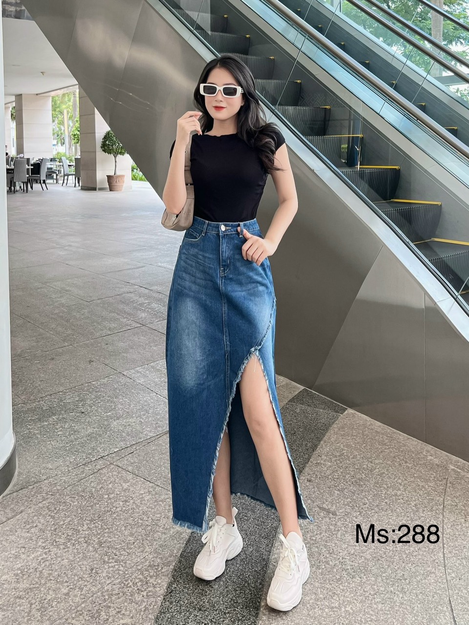 Chân váy jeans dài xẻ tà siêu xinh cw