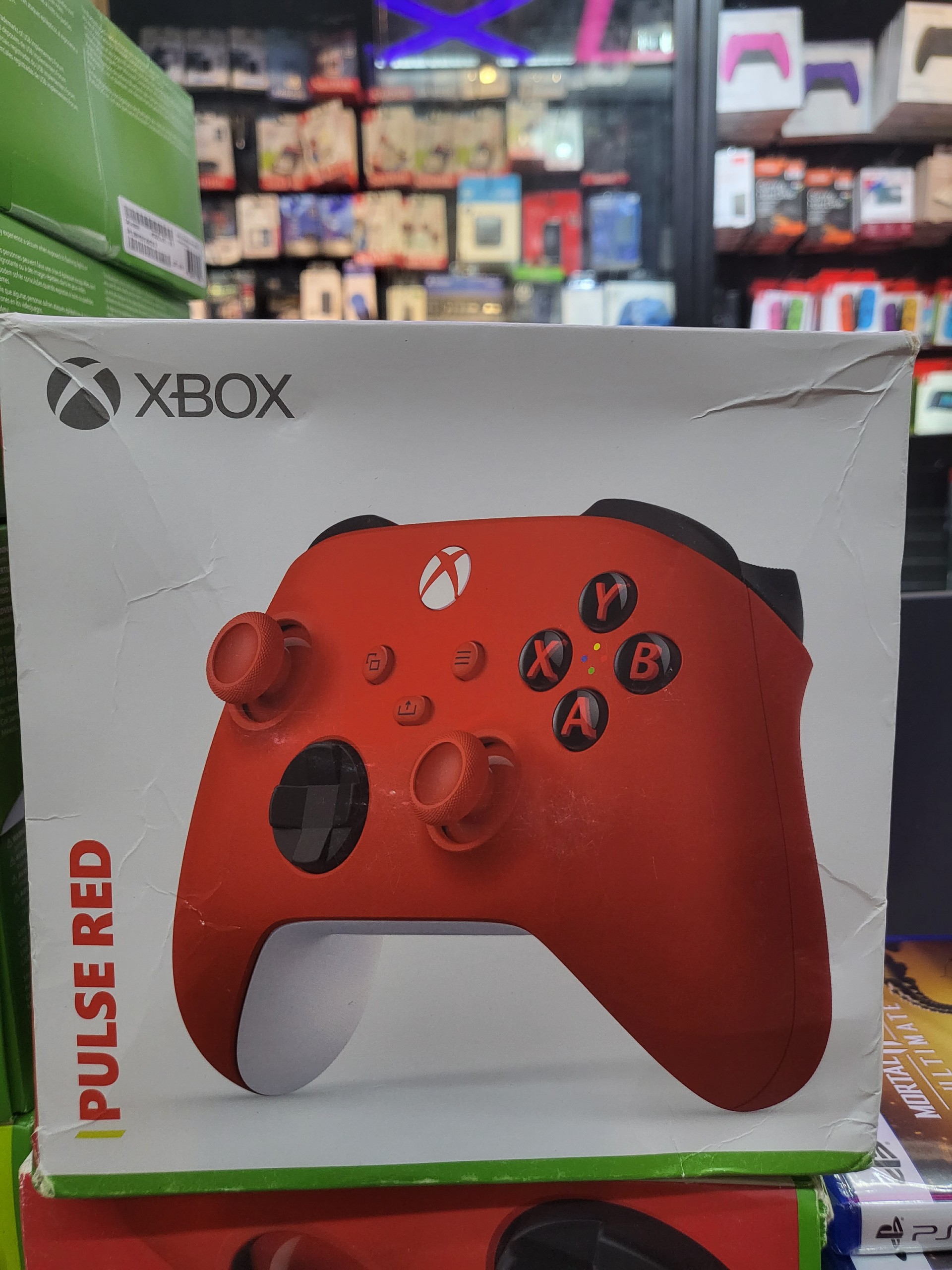 Tay Xbox Series X Pulse Red Chính Hãng Microsoft - TẶNG KÈM CÁP SẠC