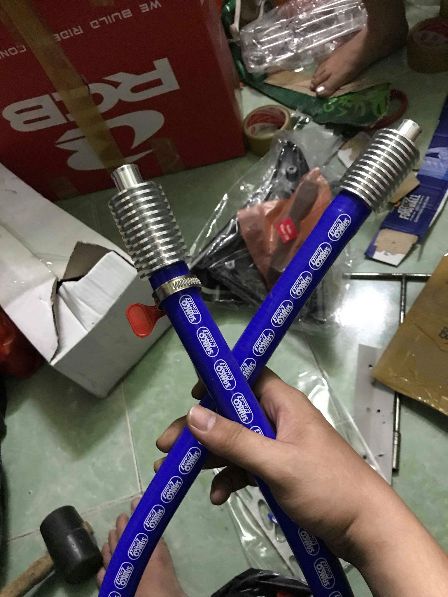 Đầu tản nhiệt gắn ống nước samco