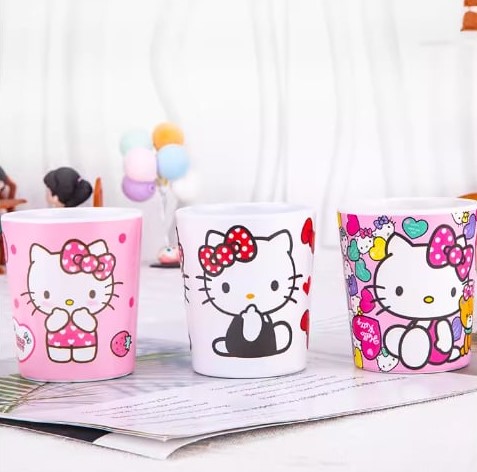 🌸LY UỐNG NƯỚC HELLO KITTY