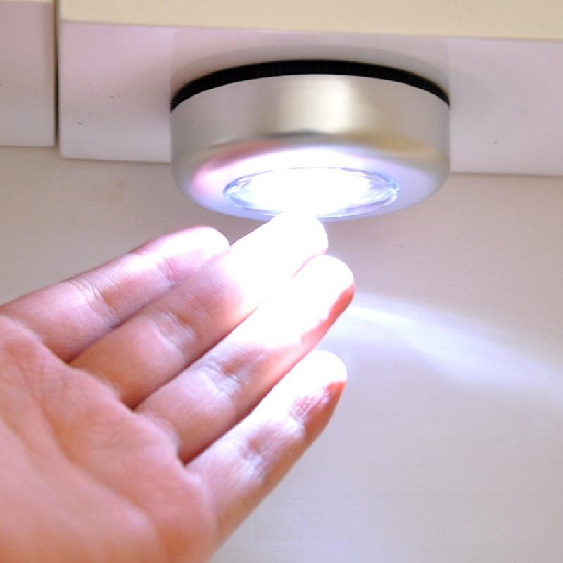 【Có hàng sẵn】Đèn Led Dán Tường - Tủ Quần Áo Đèn LED Dán Tủ Quần Áo