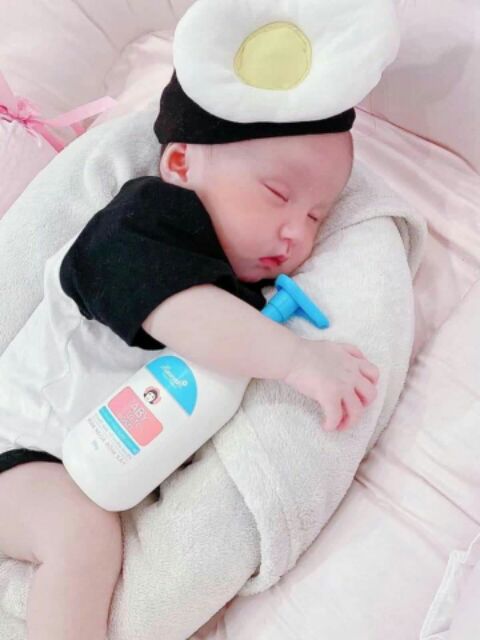 Sữa tắm gội thảo dược dành cho bé Hanayuki