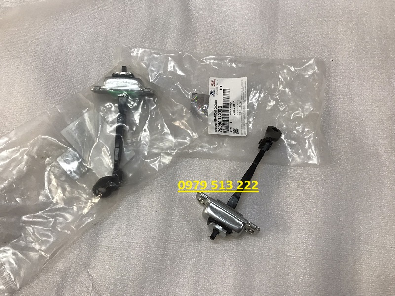 HẠN CHẾ CỬA HYUNDAI GETZ CHÍNH HÃNG ( GIÁ 1 CÁI )