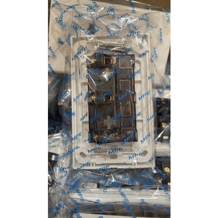 Ổ cắm 3 chấu đa năng - MPE - CHÍNH HÃNG