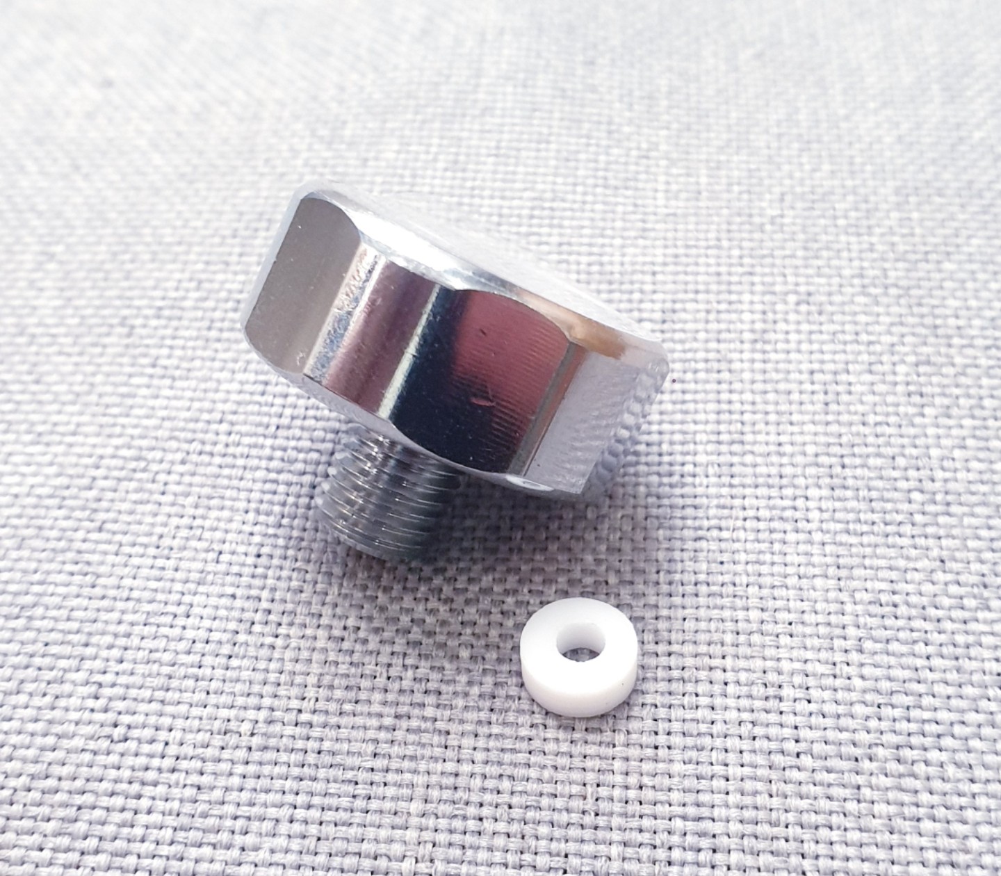 Đồng hồ đo áp suất weima 40Mpa ( REN 8MM )