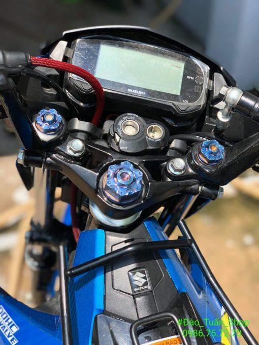 Ốc chảng ba ghi đông Satria Fi – Raider Fi titanium