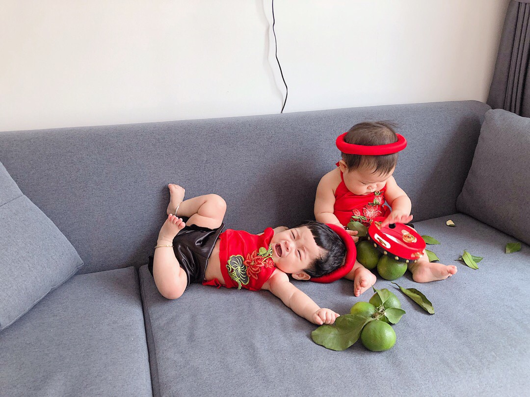 [HCM]Yếm Đào Thêu Hoa Cho Bé (Ảnh Thật)