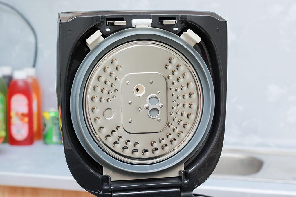 Nồi cơm điện cao tần Panasonic SR-PX184K