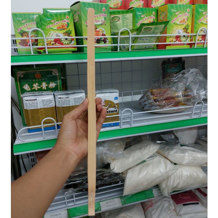 Que tre lấy bánh cuốn
