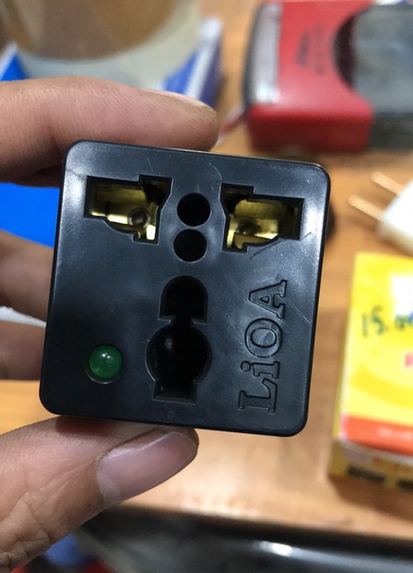 phích cắm đa Năng LiOA