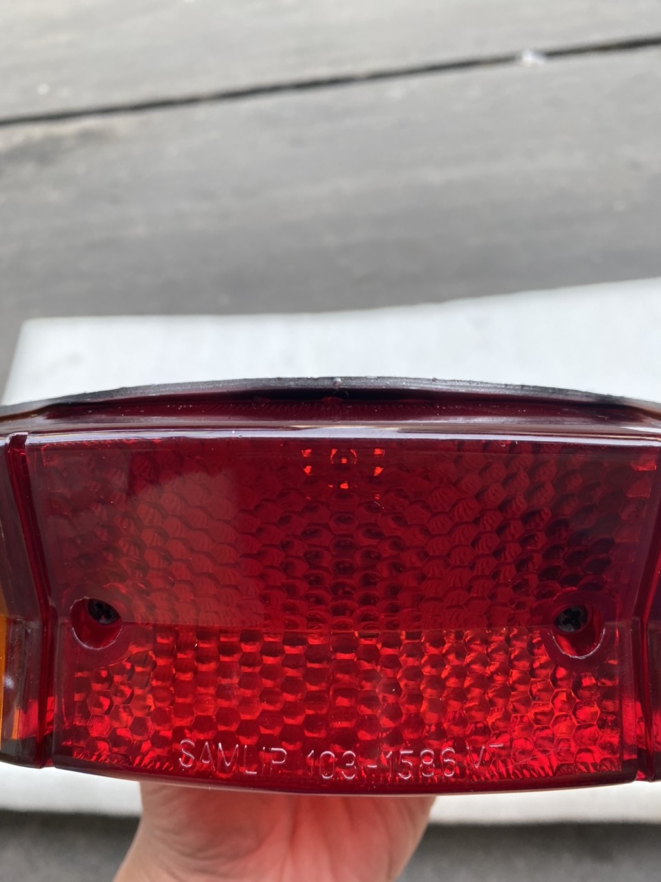 ĐÈN HẬU ( ĐÈN LÁI ) XE CITI 100 DAELIM